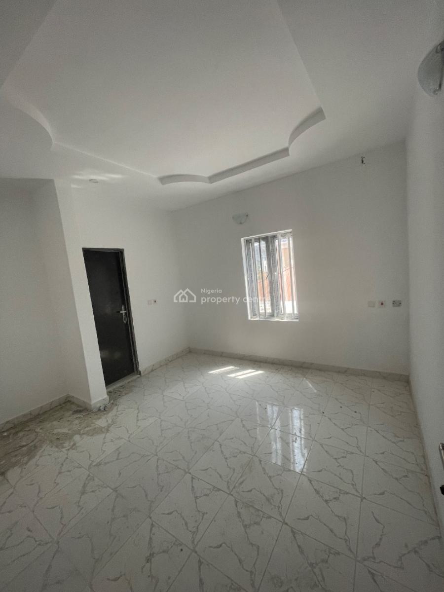 Newly Spacious 3 Bedroom with 24hrs Light, Pepperoni, General Paint, Alasia, Ajah, Lagos, Flat / Apartment for Rent