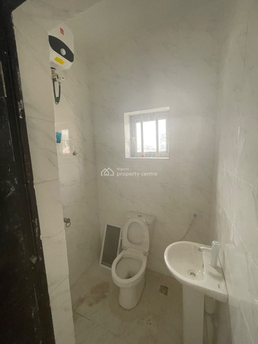 Newly Spacious 3 Bedroom with 24hrs Light, Pepperoni, General Paint, Alasia, Ajah, Lagos, Flat / Apartment for Rent