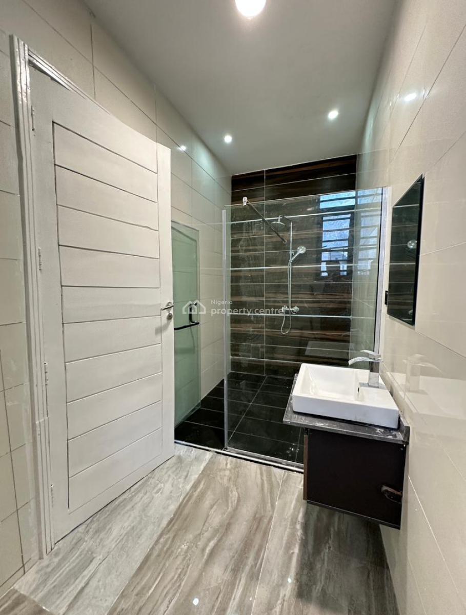 Contemporary Luxury Spacious 5 Bedroom Fully Detached Duplex with Bq, Lekki County Estate. Lekki, Lekki Phase 2, Lekki, Lagos, Detached Duplex for Sale
