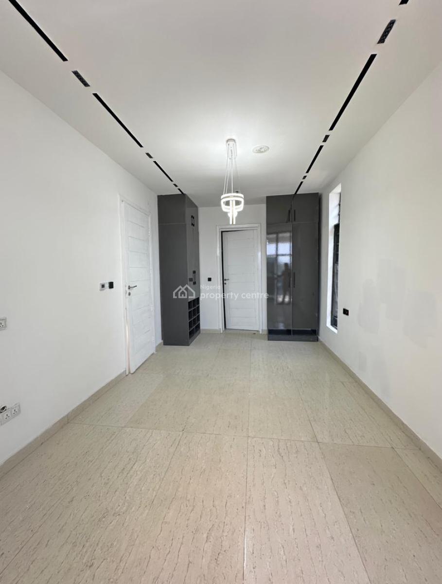 Contemporary Luxury Spacious 5 Bedroom Fully Detached Duplex with Bq, Lekki County Estate. Lekki, Lekki Phase 2, Lekki, Lagos, Detached Duplex for Sale