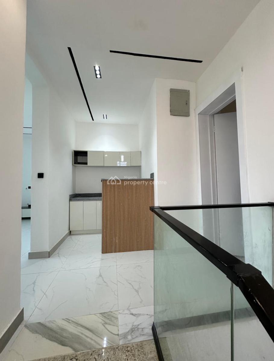 Contemporary Luxury Spacious 5 Bedroom Fully Detached Duplex with Bq, Lekki County Estate. Lekki, Lekki Phase 2, Lekki, Lagos, Detached Duplex for Sale