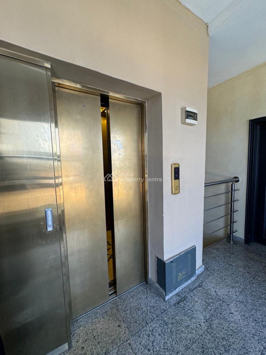Luxury 3 Bedroom Penthouse, Central Lekki Proper, Lekki Phase 1, Lekki, Lagos, Flat / Apartment for Rent