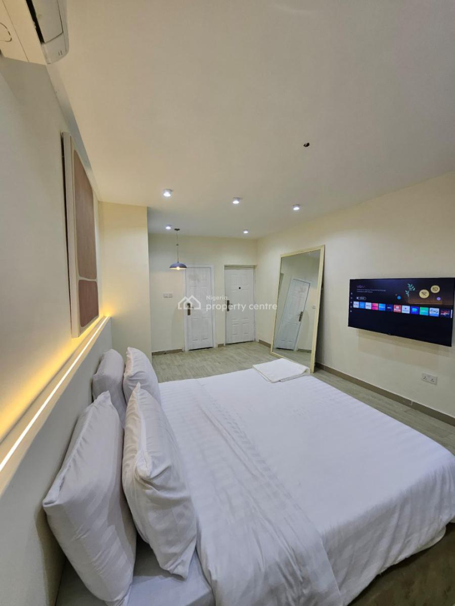 Luxury 2  Bedroom Apartment, Lekki Phase 1, Lekki, Lagos, Flat / Apartment Short Let