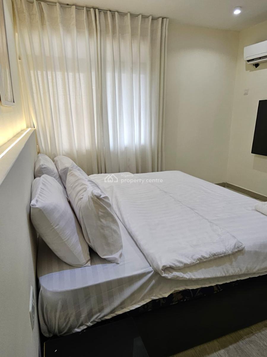 Luxury 2  Bedroom Apartment, Lekki Phase 1, Lekki, Lagos, Flat / Apartment Short Let