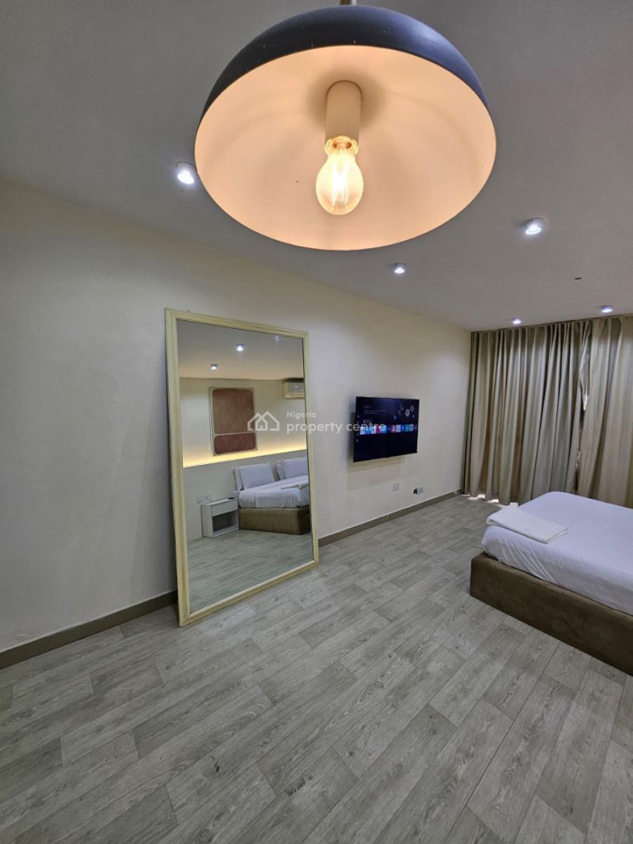 Luxury 2  Bedroom Apartment, Lekki Phase 1, Lekki, Lagos, Flat / Apartment Short Let