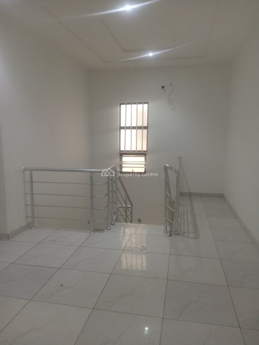 Dazzling 4-bedroom Duplex, Orchid Road, Lekki, Lagos, Semi-detached Duplex for Rent