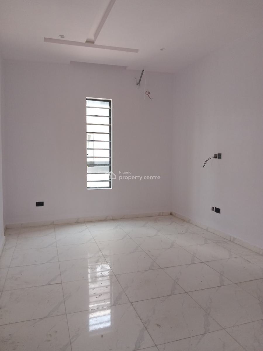 Luxury Newly Built Room and Parlour Upstairs with 2 Toilets, Majek Sangotedo, Ajah, Lagos, Mini Flat (room and Parlour) for Rent