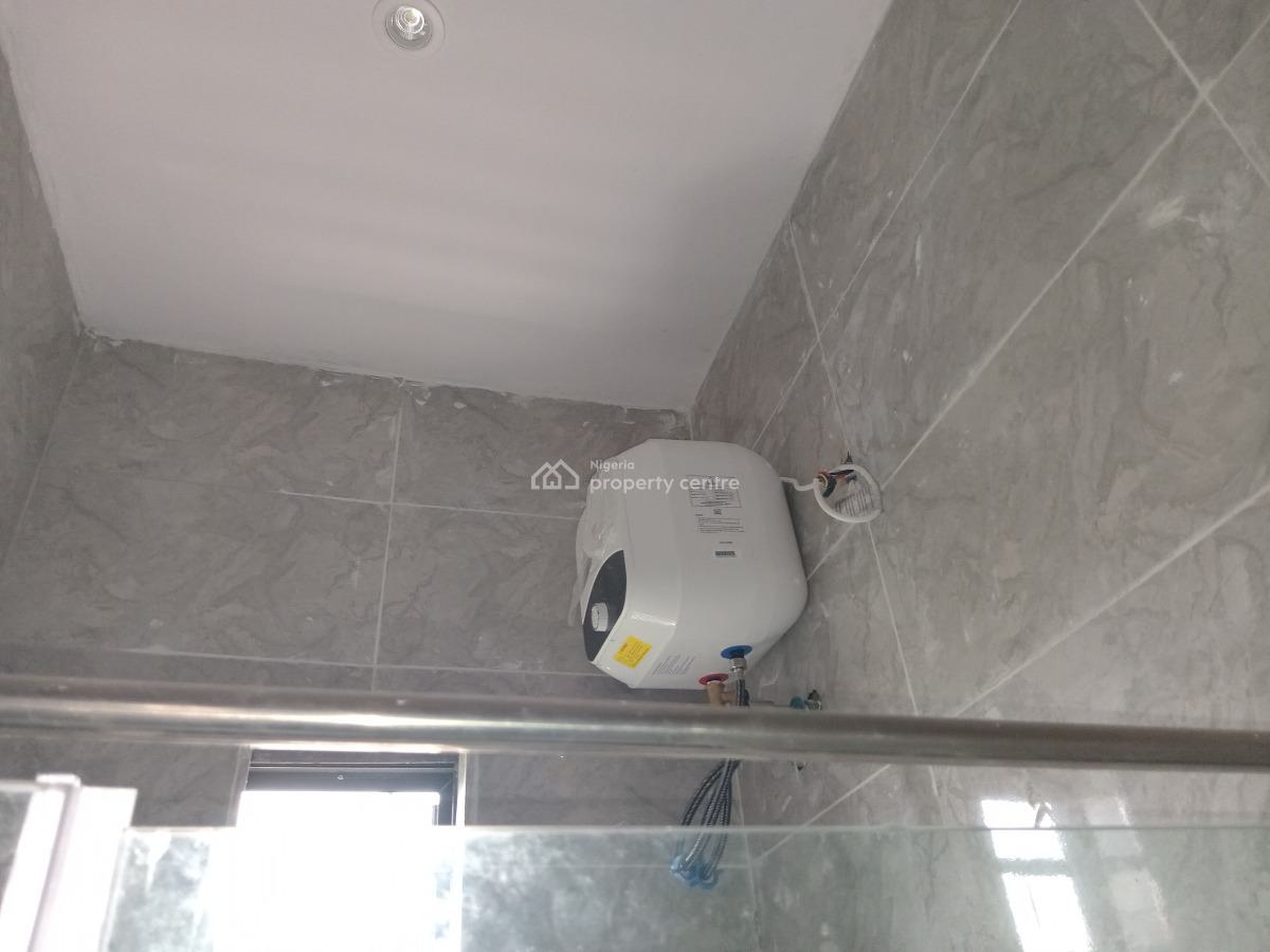 Luxury Newly Built Room and Parlour Upstairs with 2 Toilets, Majek Sangotedo, Ajah, Lagos, Mini Flat (room and Parlour) for Rent