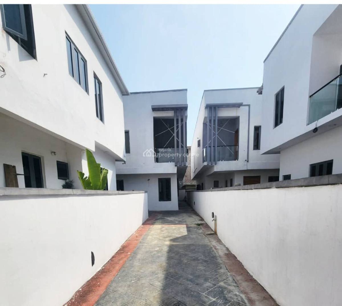 Newly Built 2bedroom Apt Fitted Kitchen Large Living Room, Ologolo, Lekki, Lagos, Flat / Apartment for Rent