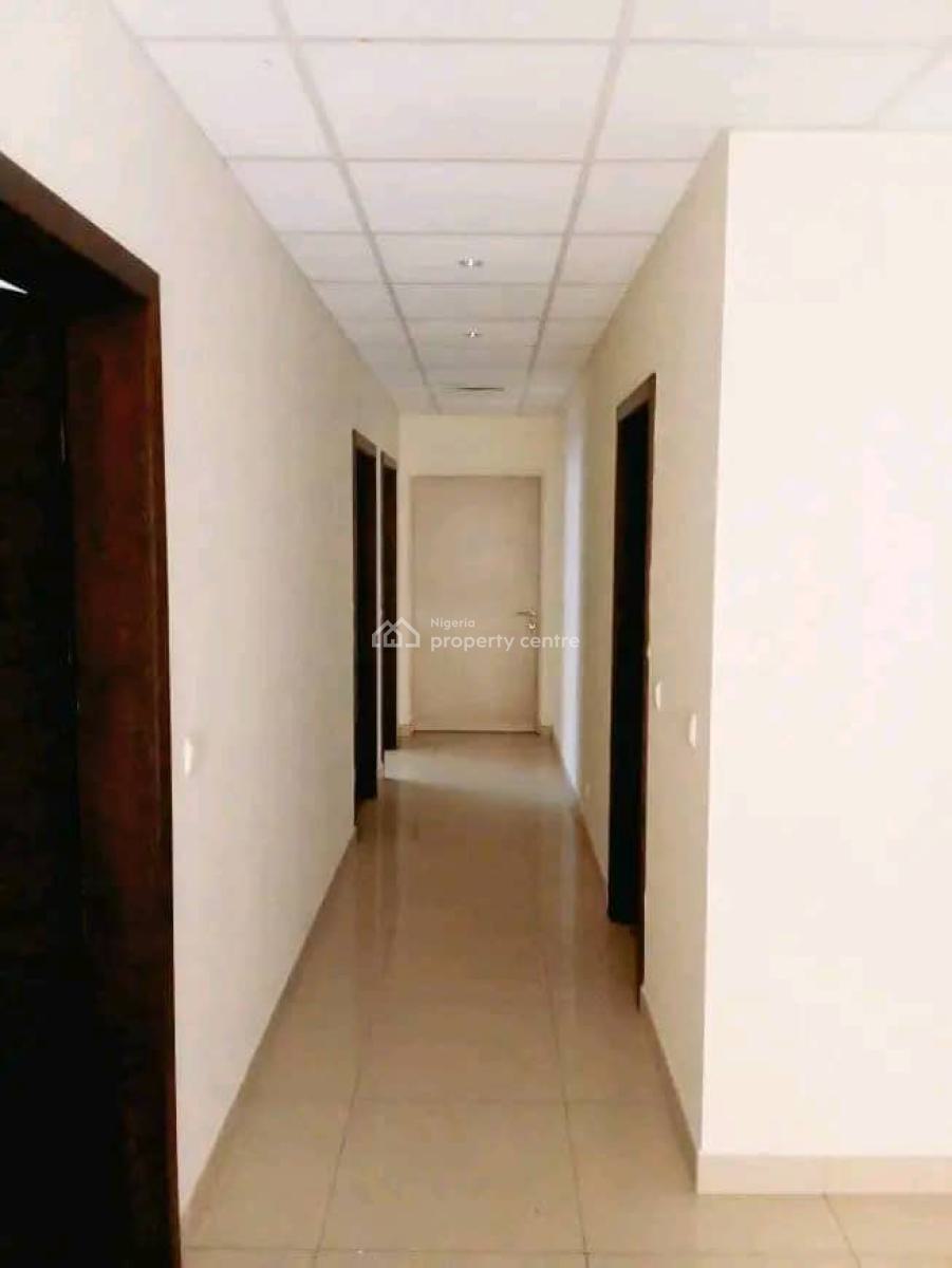Luxurious 4-bedrooms  Apartment Available Banana Island, Banana Island, Banana Island, Ikoyi, Lagos, Flat / Apartment for Sale