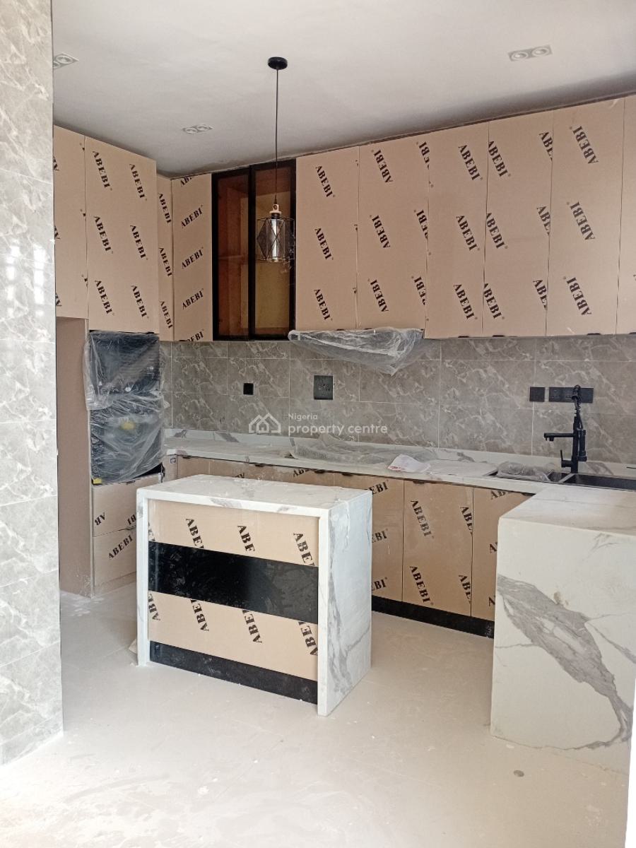 Tower of Beauty in a 2bedroom Duplex, Ologolo, Lekki, Lagos, Block of Flats for Sale