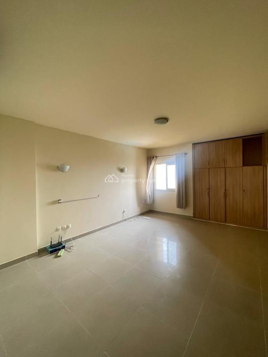 *  an Exquisite 3 Bedroom Apartment with Elevator and Swimm, Banana Island, Banana Island, Ikoyi, Lagos, Flat / Apartment for Sale