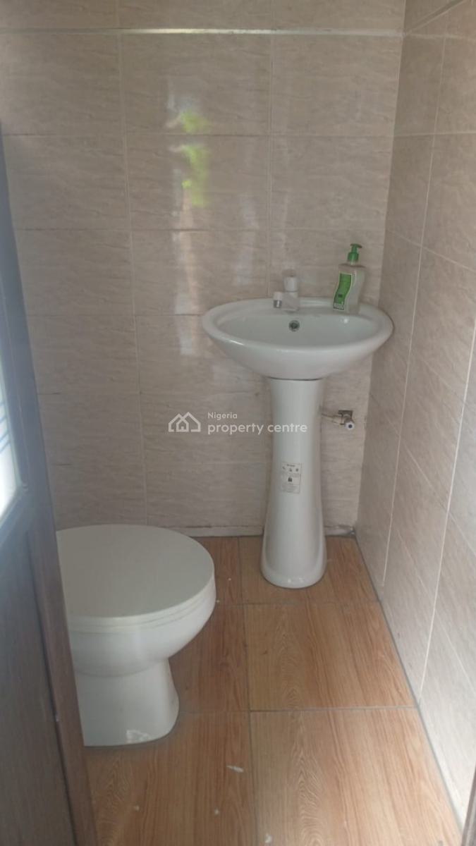 Nice 2bedroom Flat, Off Allen Avenue Ikeja Lagos, Ikeja, Lagos, Flat / Apartment for Rent