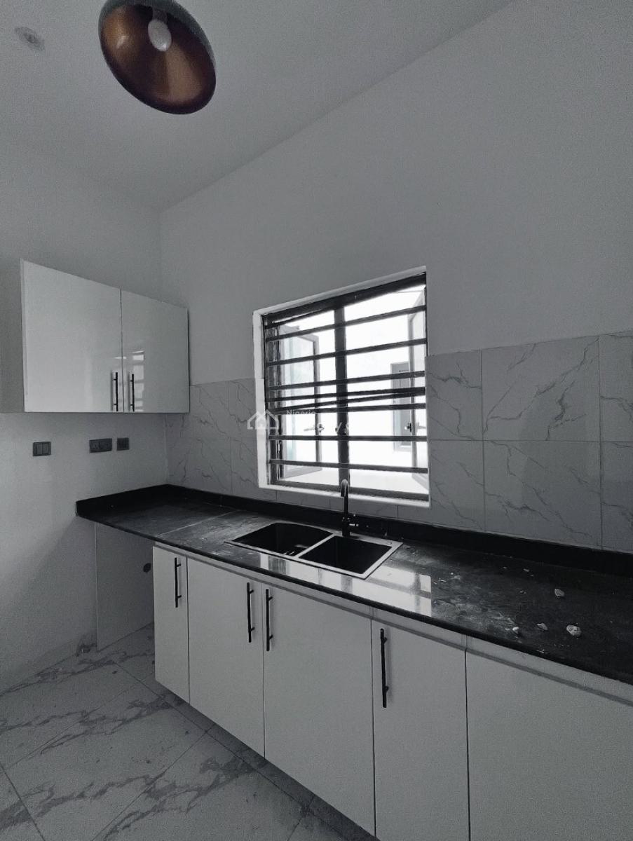 Exquisitely Built 2 Bedroom Apartment, Lekki, Lagos, Flat / Apartment for Sale