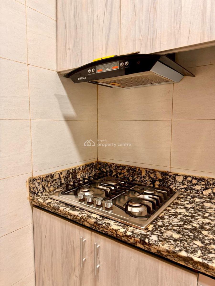 2 Bedrooms Ensuite Apartment., Olubunmi Owa Street, Admiralty Way., Lekki Phase 1, Lekki, Lagos, Flat / Apartment Short Let
