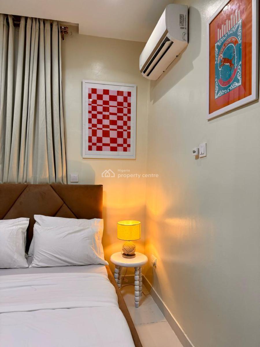 2 Bedrooms Ensuite Apartment., Olubunmi Owa Street, Admiralty Way., Lekki Phase 1, Lekki, Lagos, Flat / Apartment Short Let