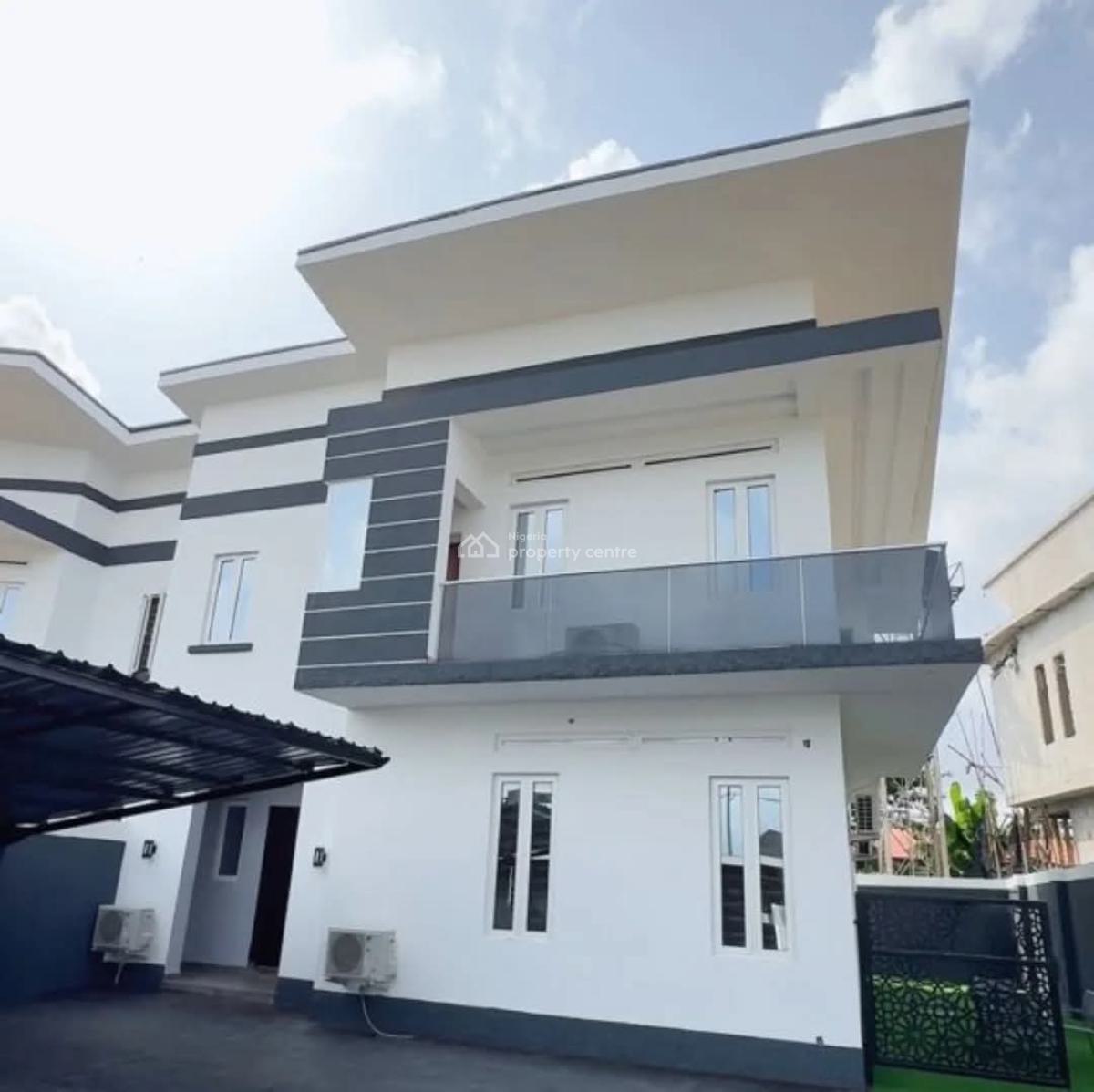 Luxury 4 Bedroom Self Compound Duplex with Ps5 and Snooker Board, Behind Emmanuel The Savior Catholic Church, Off High Court Road, Asaba, Delta, House Short Let
