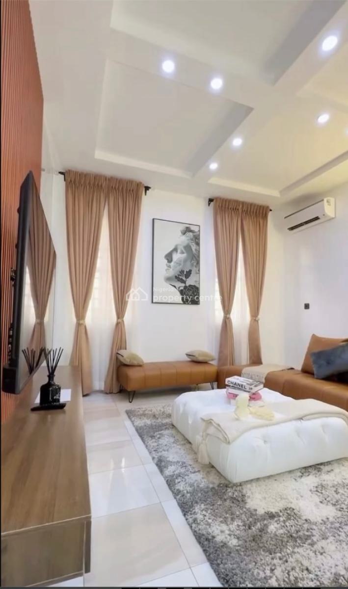 Luxury 4 Bedroom Self Compound Duplex with Ps5 and Snooker Board, Behind Emmanuel The Savior Catholic Church, Off High Court Road, Asaba, Delta, House Short Let