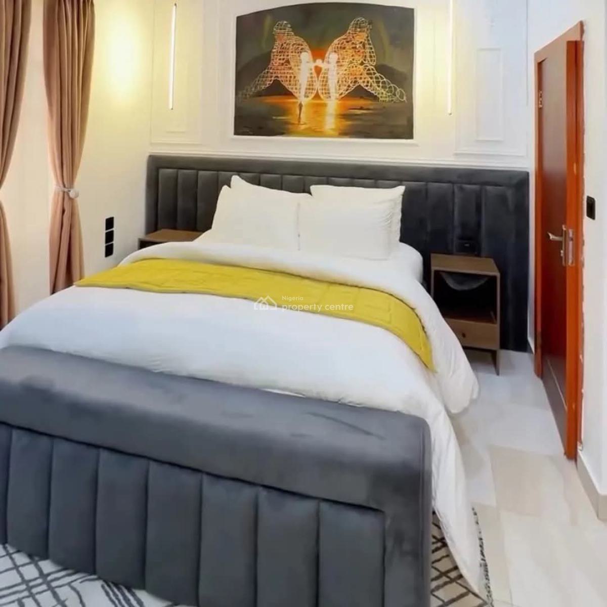 Luxury 4 Bedroom Self Compound Duplex with Ps5 and Snooker Board, Behind Emmanuel The Savior Catholic Church, Off High Court Road, Asaba, Delta, House Short Let