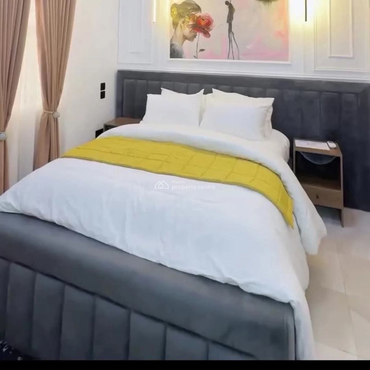 Luxury 4 Bedroom Self Compound Duplex with Ps5 and Snooker Board, Behind Emmanuel The Savior Catholic Church, Off High Court Road, Asaba, Delta, House Short Let