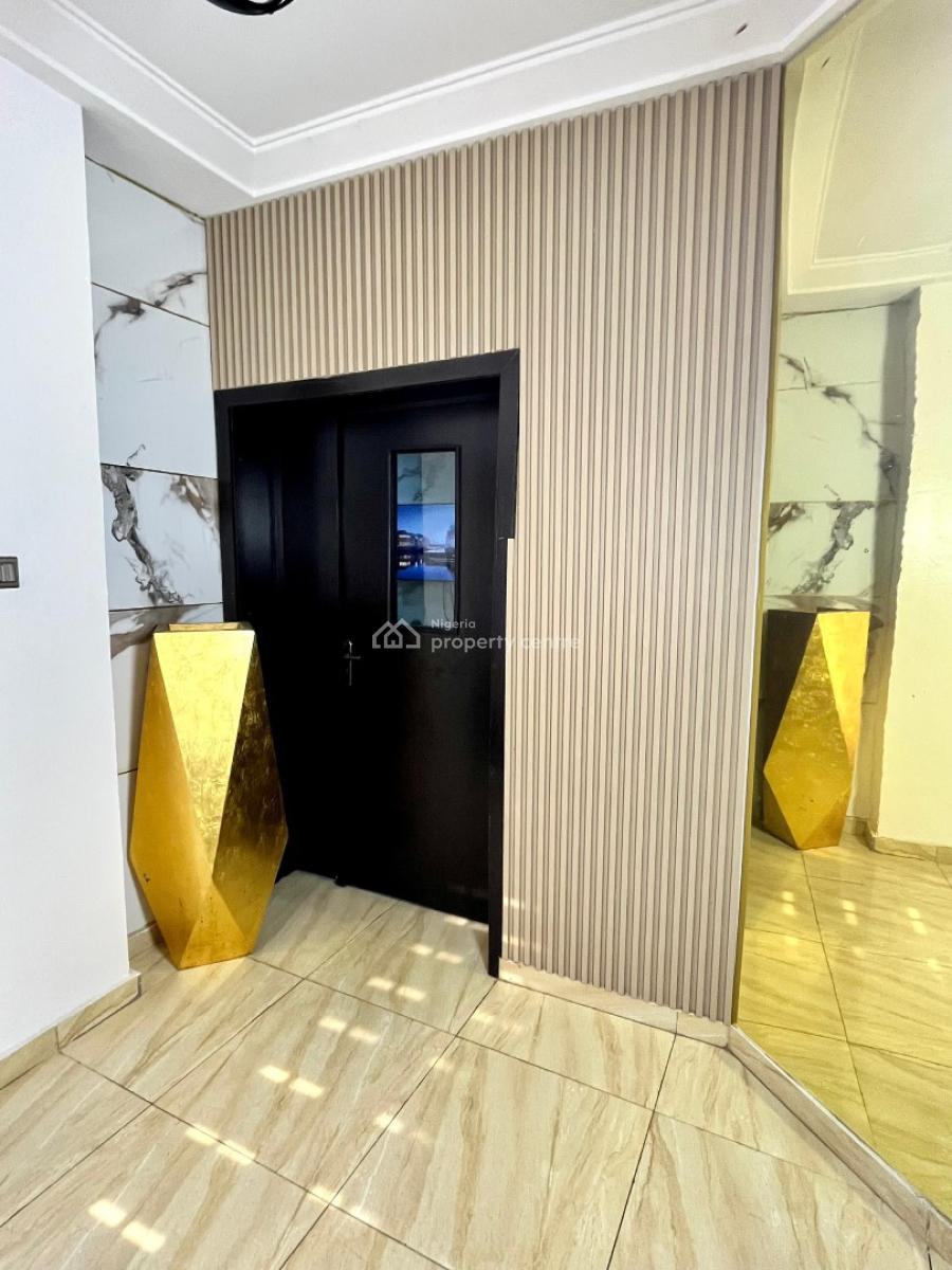 Premium 5-bedroom Ensuite Residence + Game Lounge & Backup Power, Lekki Phase 1, Lekki, Lagos, Flat / Apartment Short Let