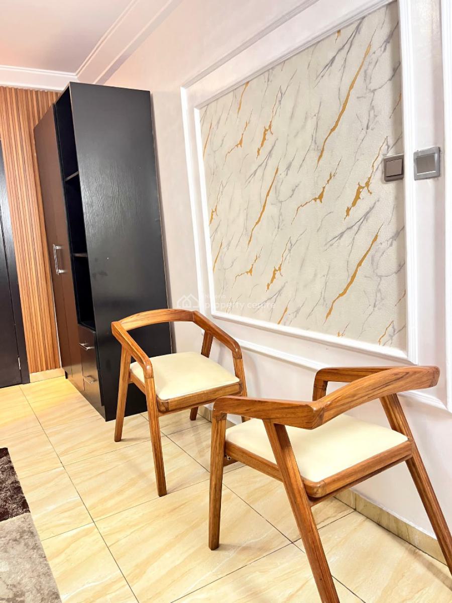 Premium 5-bedroom Ensuite Residence + Game Lounge & Backup Power, Lekki Phase 1, Lekki, Lagos, Flat / Apartment Short Let