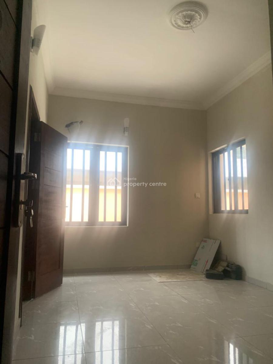 Newly Built 3bedroom Flat at Lekki Phase 1, Off  Freedom Way Ikate Lekki, Lekki, Lagos, Terraced Duplex for Rent