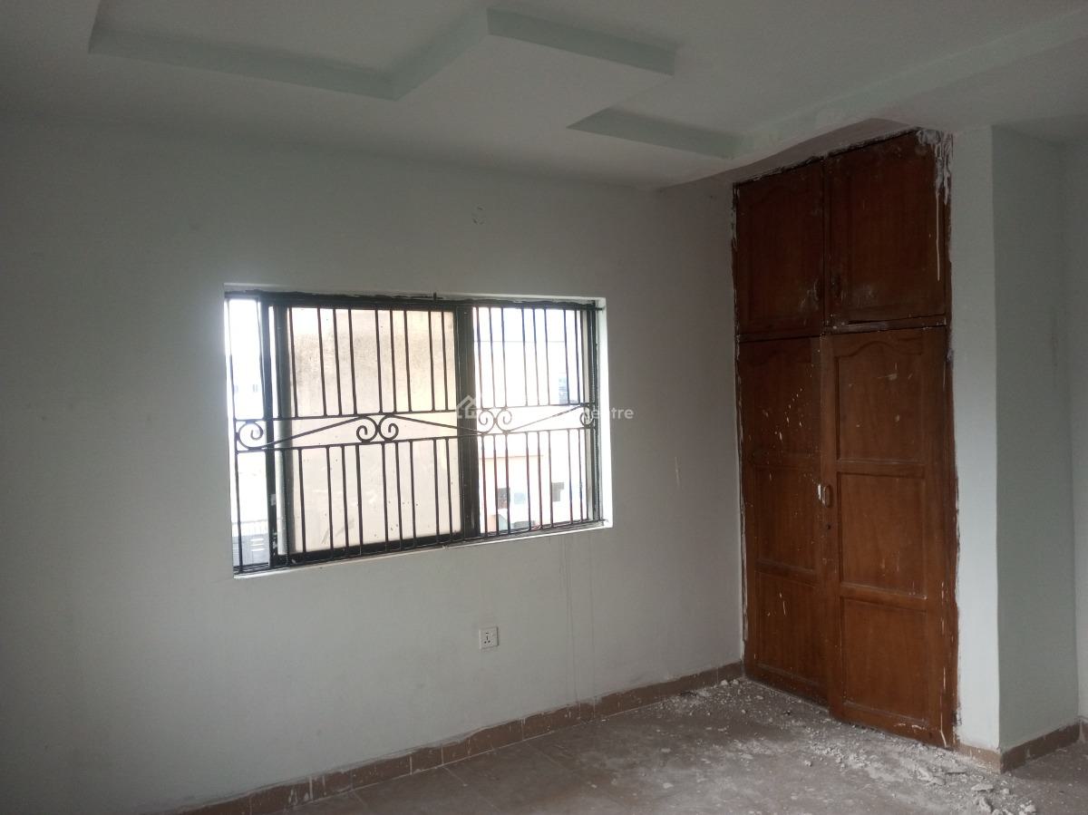 Newly Renovated 3bed Upstairs Pop in an Estate, Badore, Ajah, Lagos, Flat / Apartment for Rent