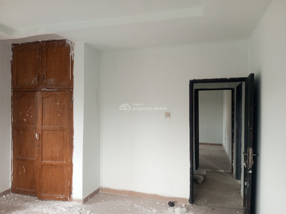 Newly Renovated 3bed Upstairs Pop in an Estate, Badore, Ajah, Lagos, Flat / Apartment for Rent