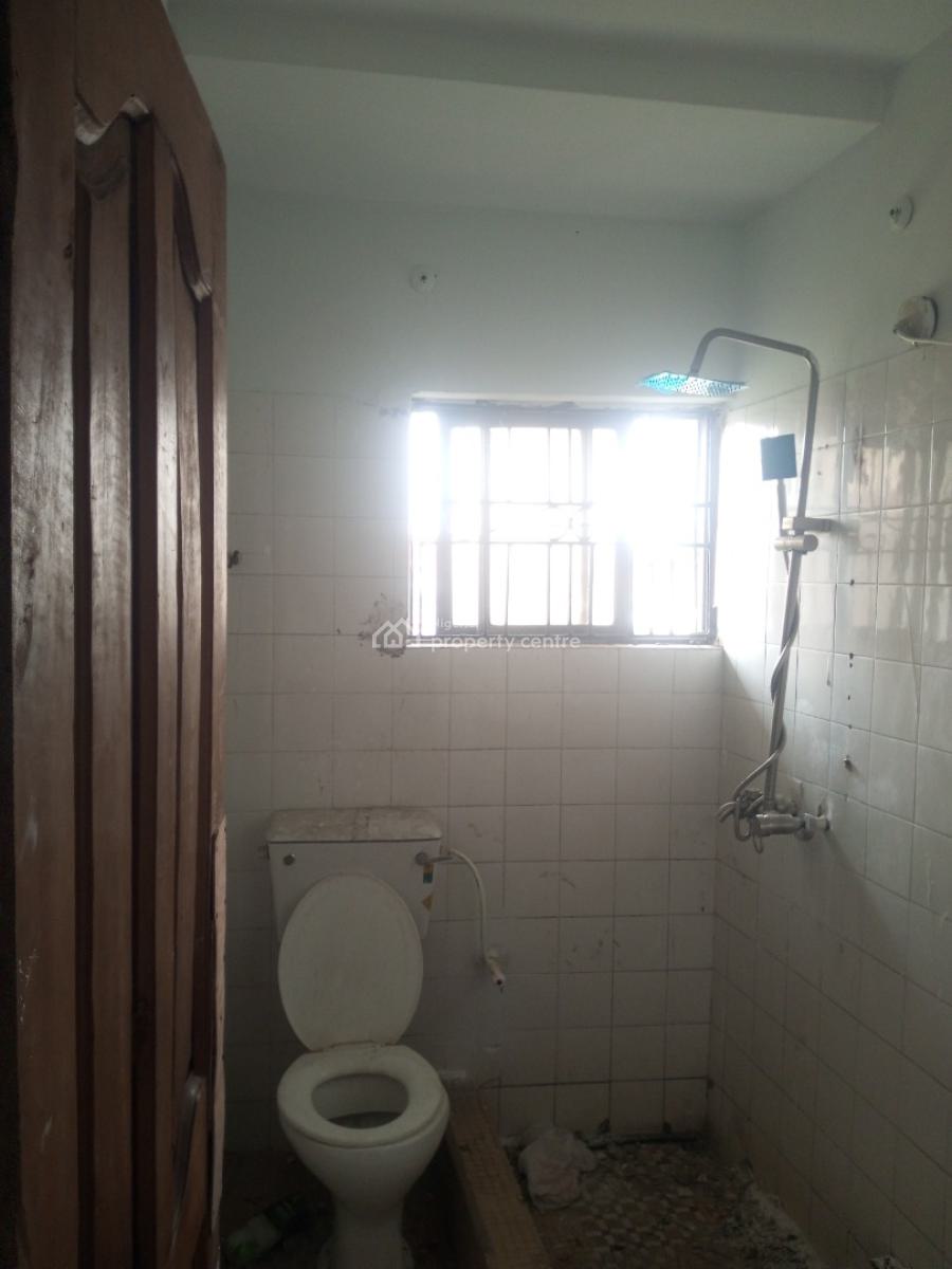 Newly Renovated 3bed Upstairs Pop in an Estate, Badore, Ajah, Lagos, Flat / Apartment for Rent