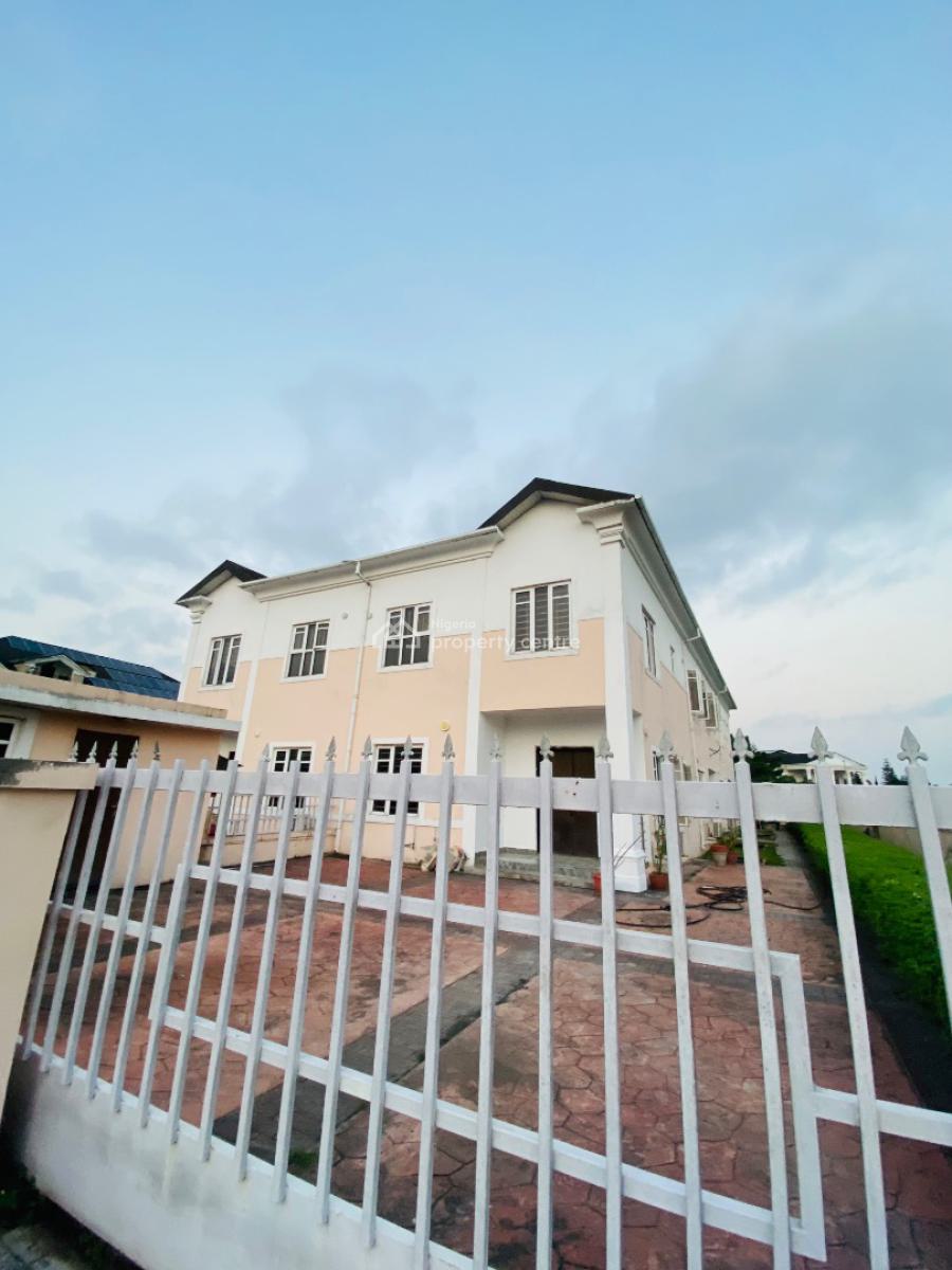 4bed  Semi-duplex  Royal Garden  N10m, Royal Garden Estate, Ajah, Lagos, Detached Duplex for Rent