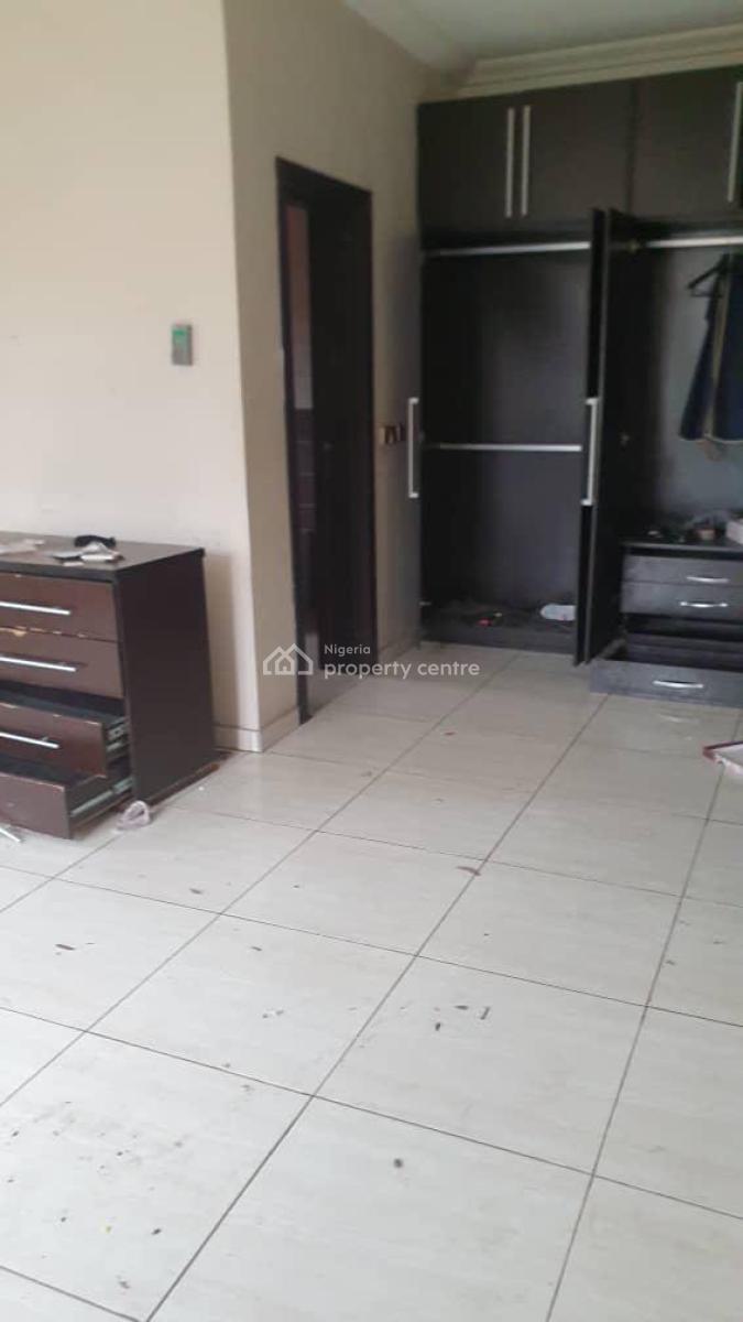 4bed  Semi-duplex  Royal Garden  N10m, Royal Garden Estate, Ajah, Lagos, Detached Duplex for Rent