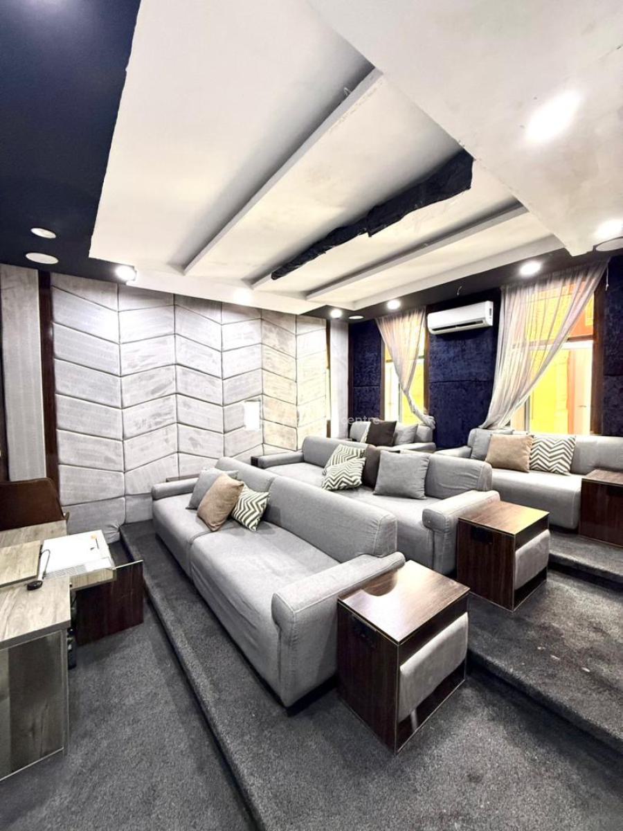 Luxury 8bedroom Mansion , Very Spacious, Dawaki, Gwarinpa, Abuja, House for Sale