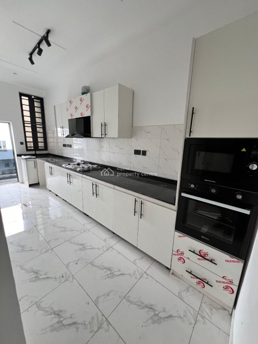 Lovely 2 Bedroom Apartment with Swimming Pool and Gym, Ologolo, Lekki, Lagos, Flat / Apartment for Sale