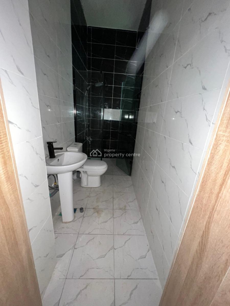 Lovely 2 Bedroom Apartment with Swimming Pool and Gym, Ologolo, Lekki, Lagos, Flat / Apartment for Sale