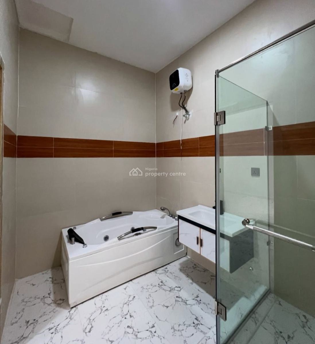 4 Bedroom Terrence Duplex, Mobile Road, Ilaje, Ajah, Lagos, Terraced Duplex for Rent