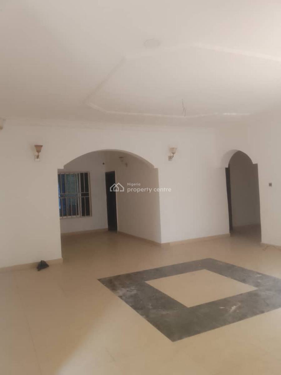 Very Luxury 3 Bedrooms Flat with Bq in an Estate 2nd Floor 8m Annum, Guzape District, Abuja, Flat / Apartment for Rent