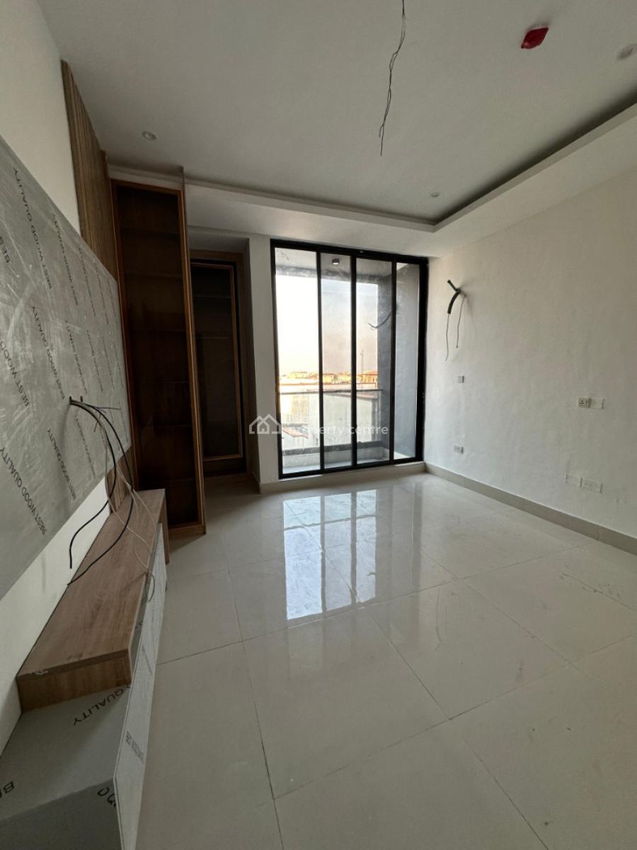 an Exceptionally Designed Luxurious Serviced 3 Bedroom Flat with a Bq, Lekki Phase 1, Lekki, Lagos, Flat / Apartment for Sale