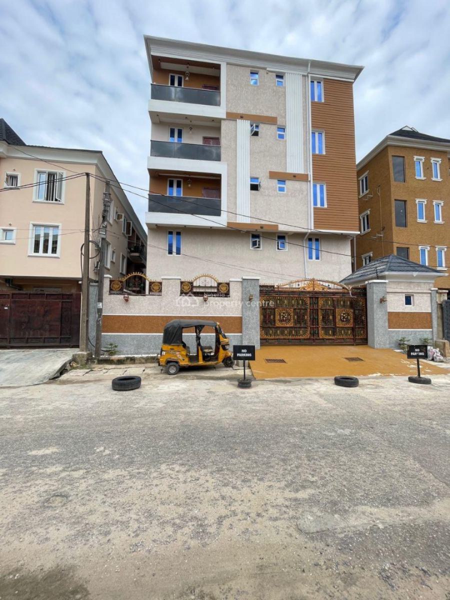 Beautifully Designed 3 Bedroom Apartment Plus Solar & Inverter, Beautifully Designed 3 Bedroom Apartment Plus Solar & Inverter, Yaba, Lagos, House for Sale