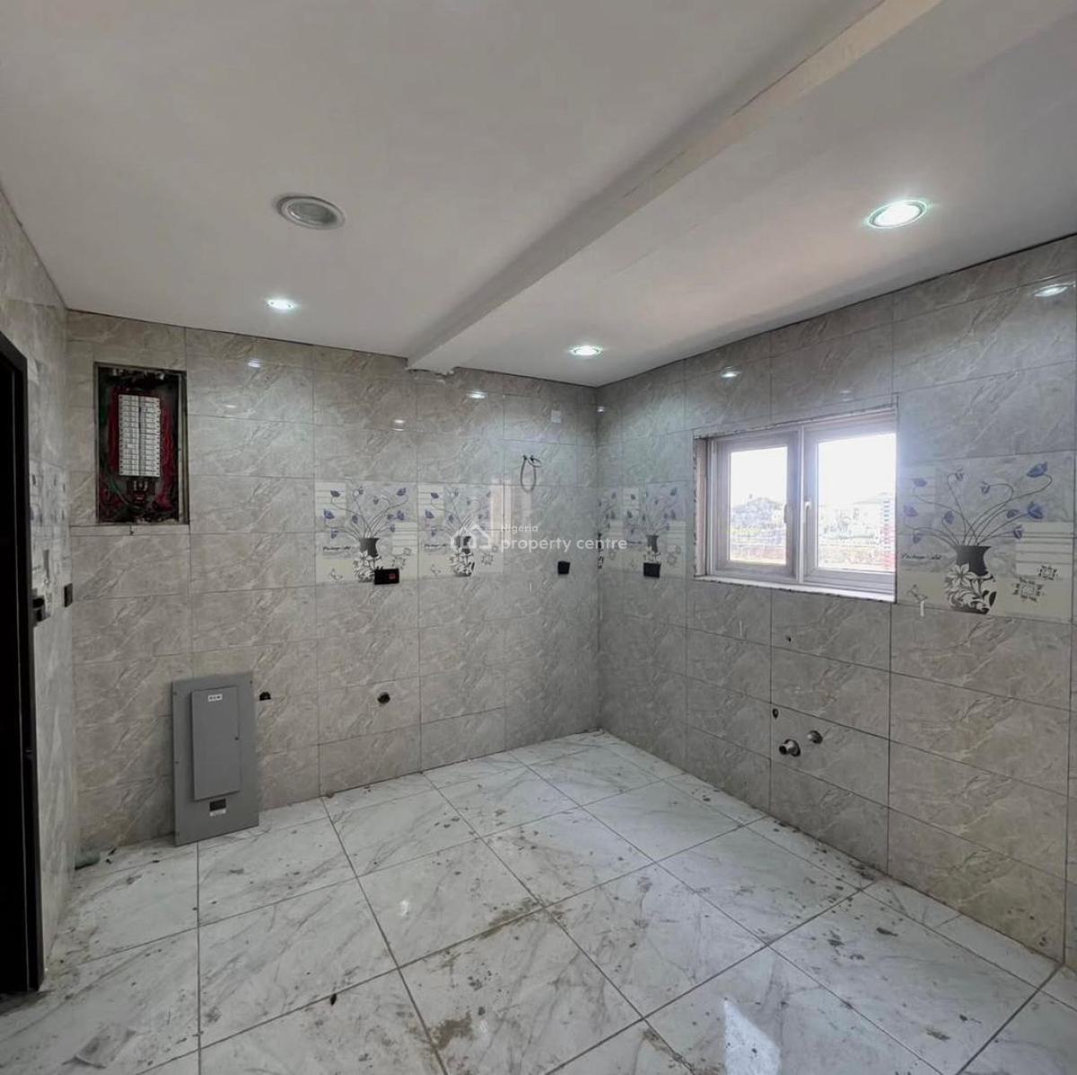 4 Bedroom Townhouse at Lekki Phase1, Lekki Phase 1, Lekki, Lagos, House for Sale