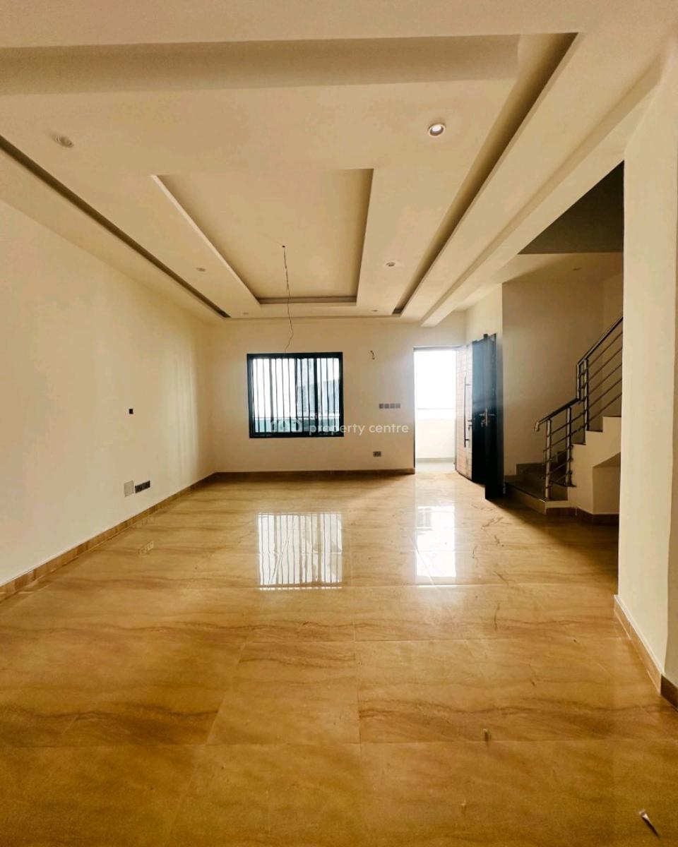 Fantastic Built 4 Bedroom Maisonette   Price: 250m  Title: Certifi, Surulere, Lagos, House for Sale