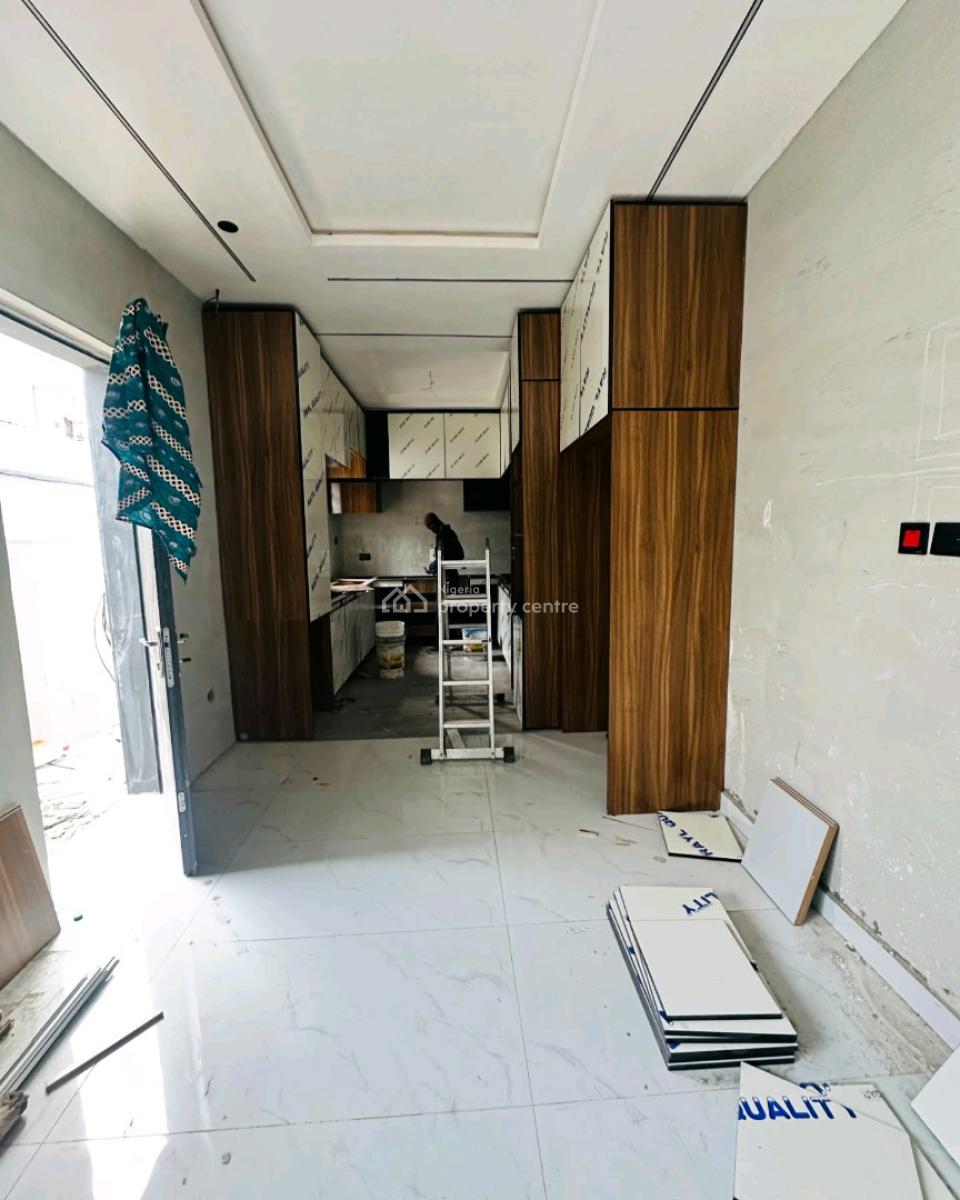 Spaciously Built 5 Bedroom Fully Detached Duplex, Omole Phase 1, Ikeja, Lagos, House for Sale