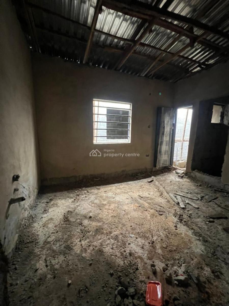 Own and Earn on Lease, Obanikoro, Shomolu, Lagos, Block of Flats for Sale