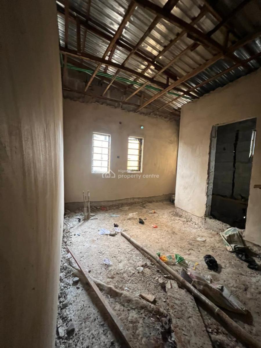 Own and Earn on Lease, Obanikoro, Shomolu, Lagos, Block of Flats for Sale