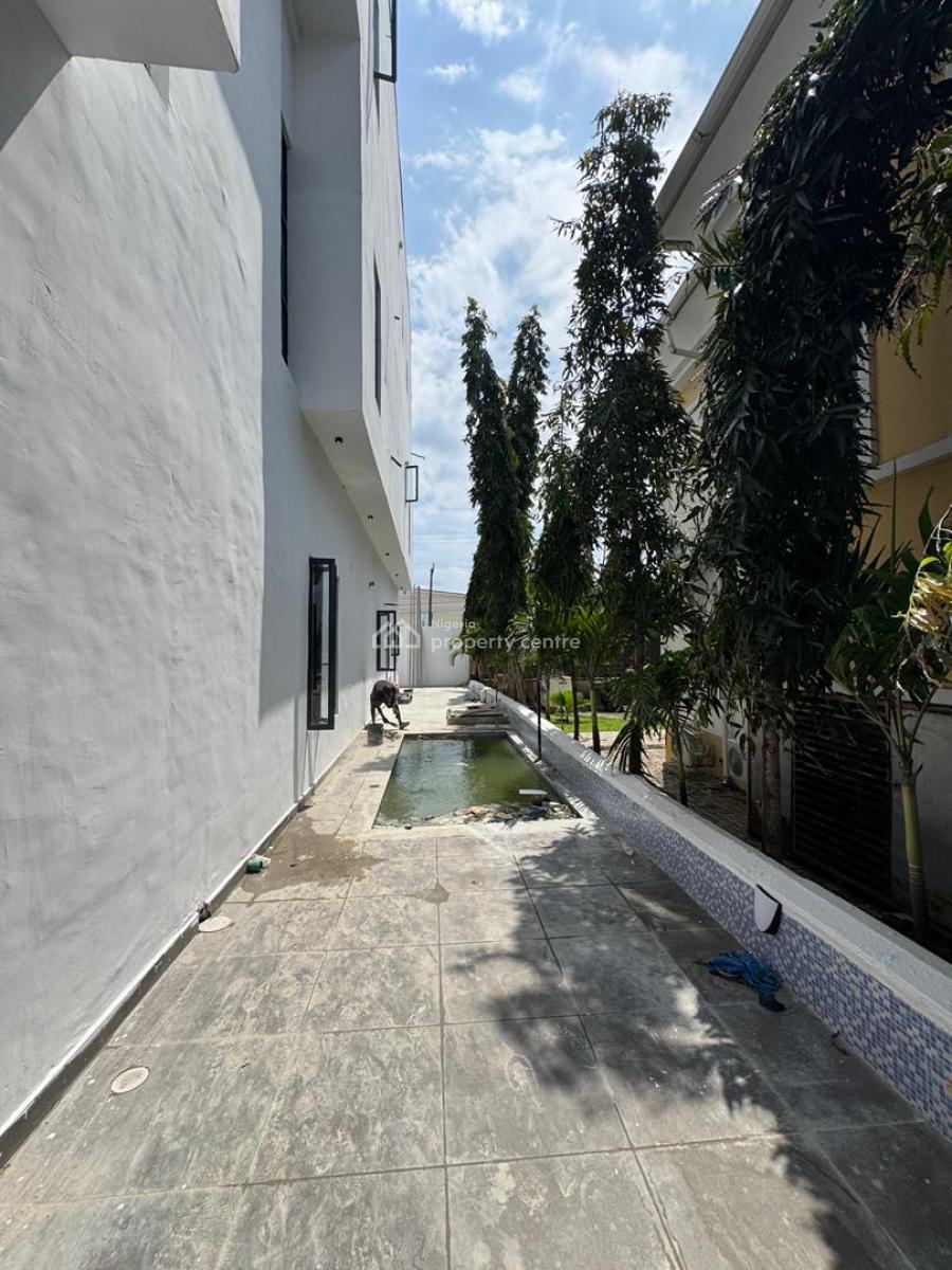 Magnificent 5 Bedroom Fully Detached Duplex with a Private Cinema Pool, Orchid Road Lekki Lagos, Lekki, Lagos, Detached Duplex for Sale