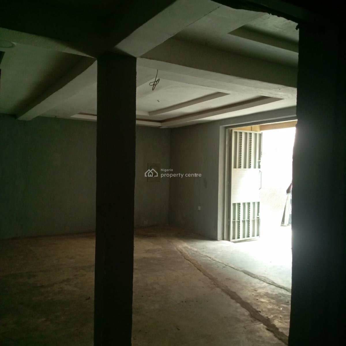 Nice Located and Well Maintained Warehouse, Off Babs Animashaun, Bode Thomas, Surulere, Lagos, Warehouse for Rent