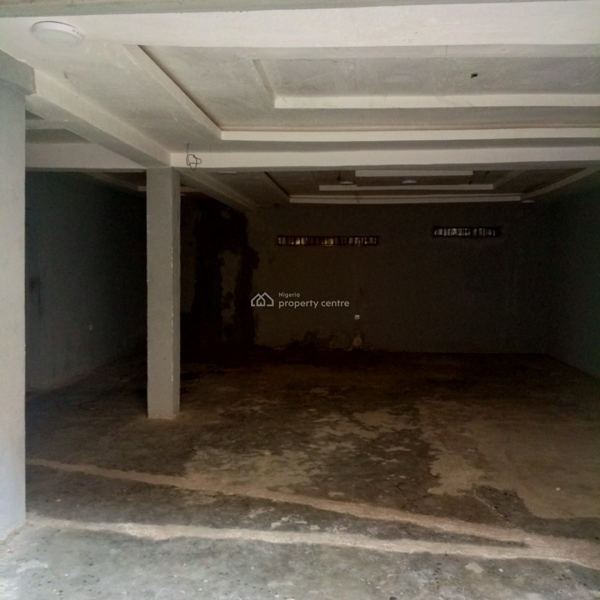 Nice Located and Well Maintained Warehouse, Off Babs Animashaun, Bode Thomas, Surulere, Lagos, Warehouse for Rent