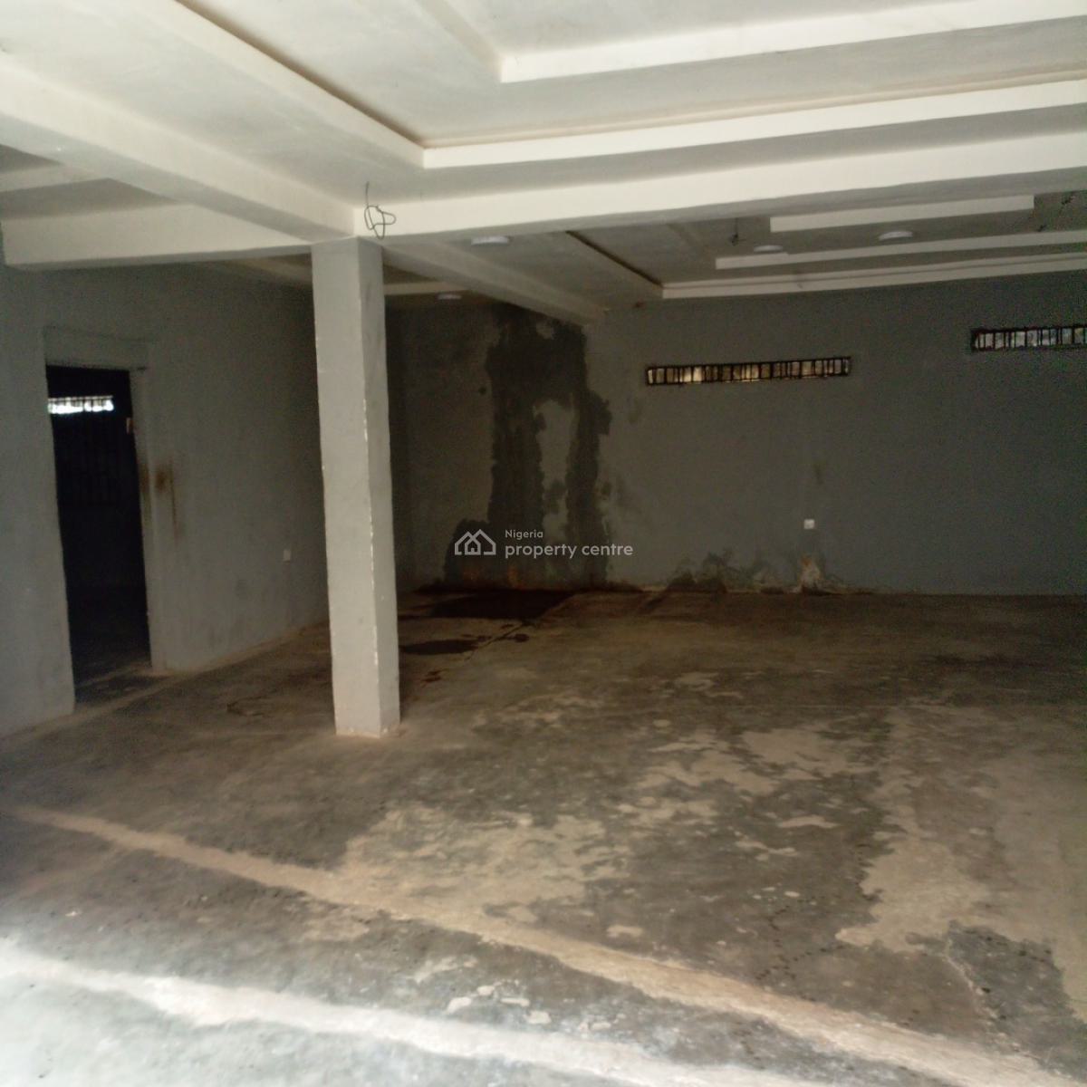 Nice Located and Well Maintained Warehouse, Off Babs Animashaun, Bode Thomas, Surulere, Lagos, Warehouse for Rent