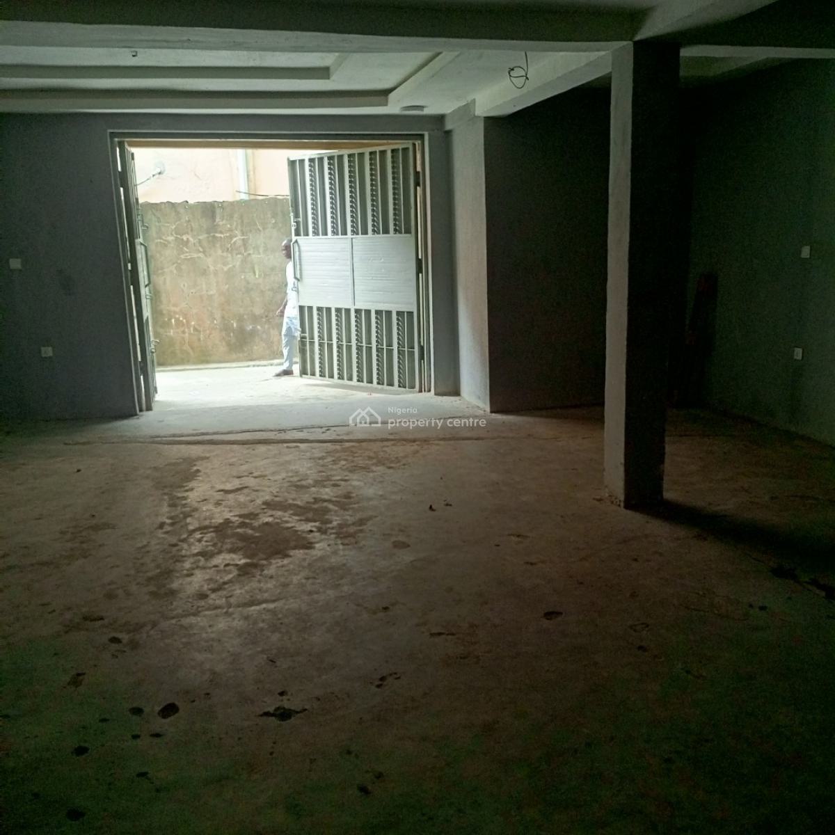 Nice Located and Well Maintained Warehouse, Off Babs Animashaun, Bode Thomas, Surulere, Lagos, Warehouse for Rent