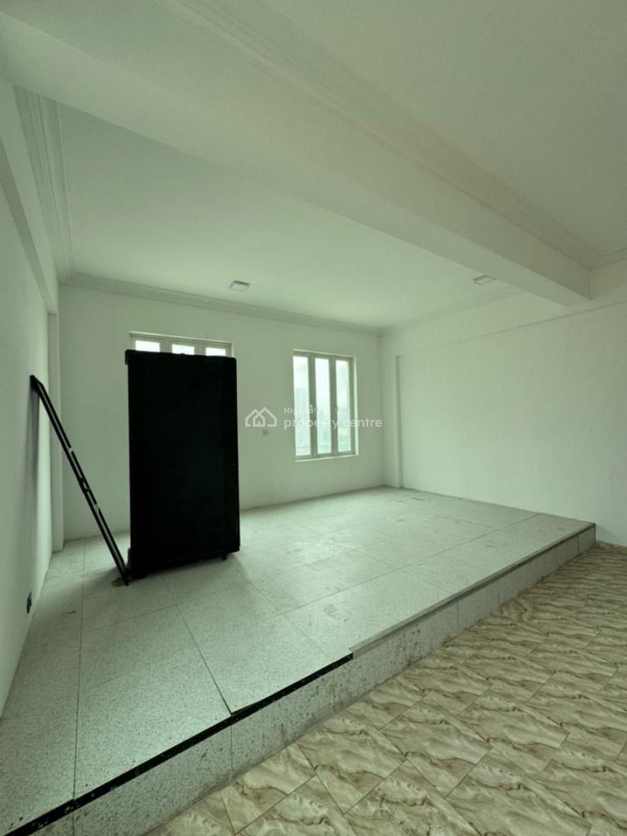 Well Maintained Office Spaces, Lekki Phase 1, Lekki, Lagos, Office Space for Rent